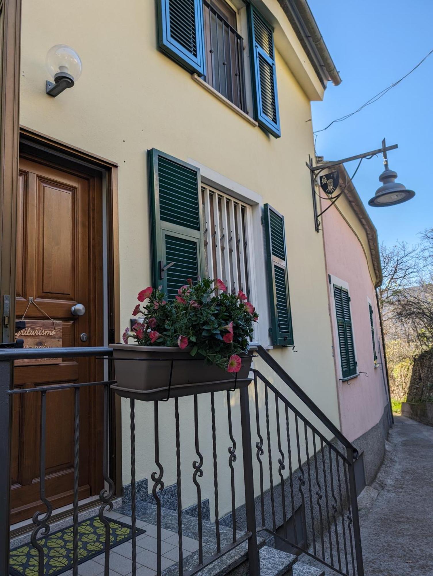 Agriturismo Caruggiu Di Via Vecchia Orco Feglino Εξωτερικό φωτογραφία